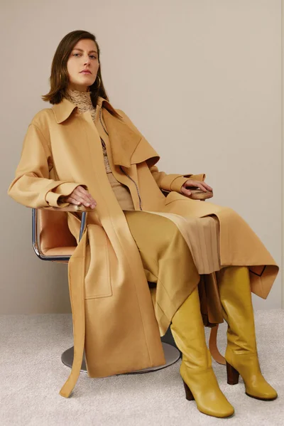 Look 15